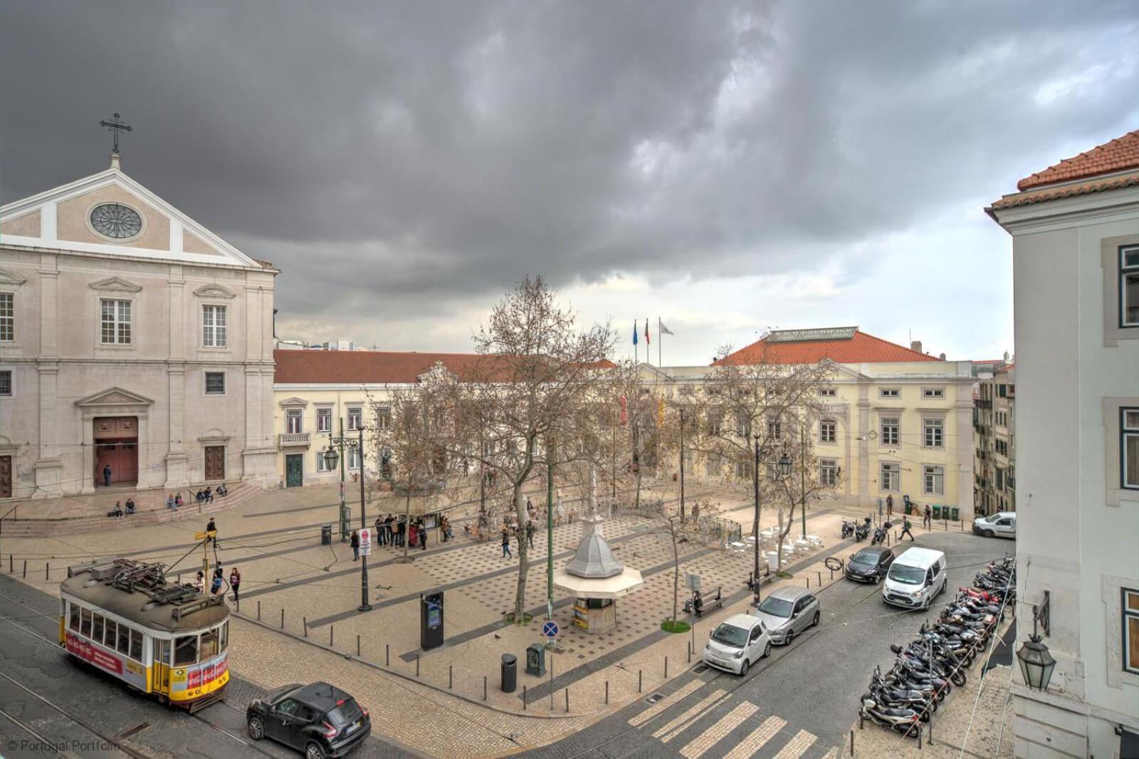 Tracey & Neill'S Place In Principe Real Lisbon Bagian luar foto