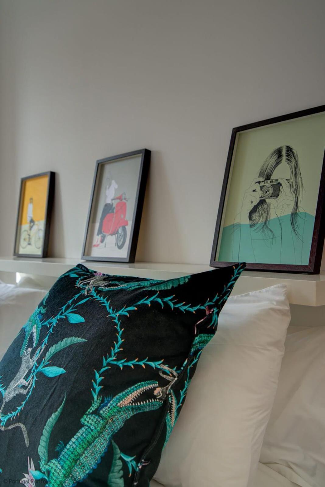 Tracey & Neill'S Place In Principe Real Lisbon Bagian luar foto